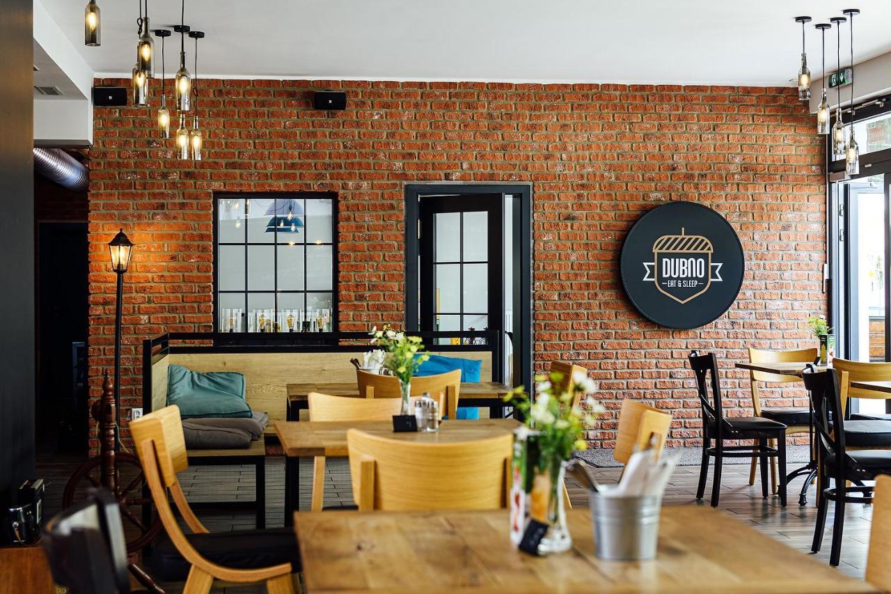Dubno Eat & Sleep Hotel Nova Dubnica Ngoại thất bức ảnh