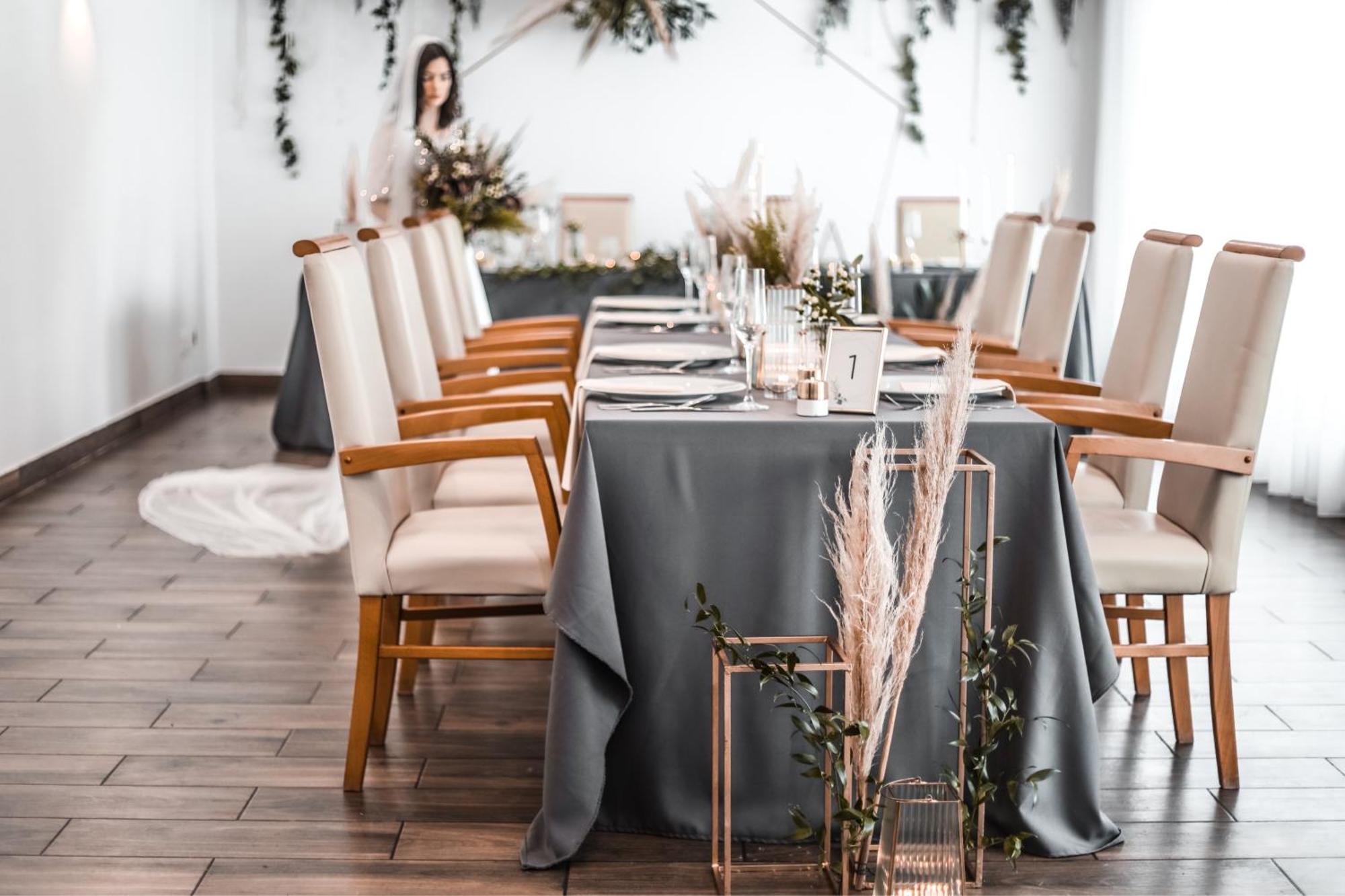 Dubno Eat & Sleep Hotel Nova Dubnica Ngoại thất bức ảnh