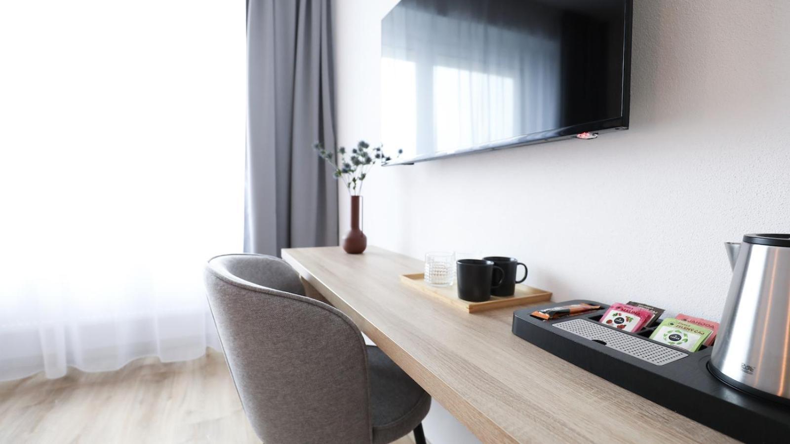 Dubno Eat & Sleep Hotel Nova Dubnica Ngoại thất bức ảnh